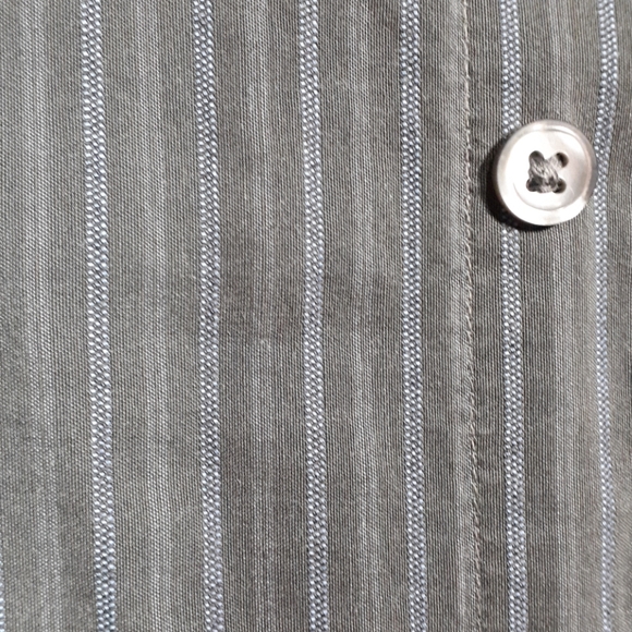 Hugo Boss shirt - Picture 4 of 4